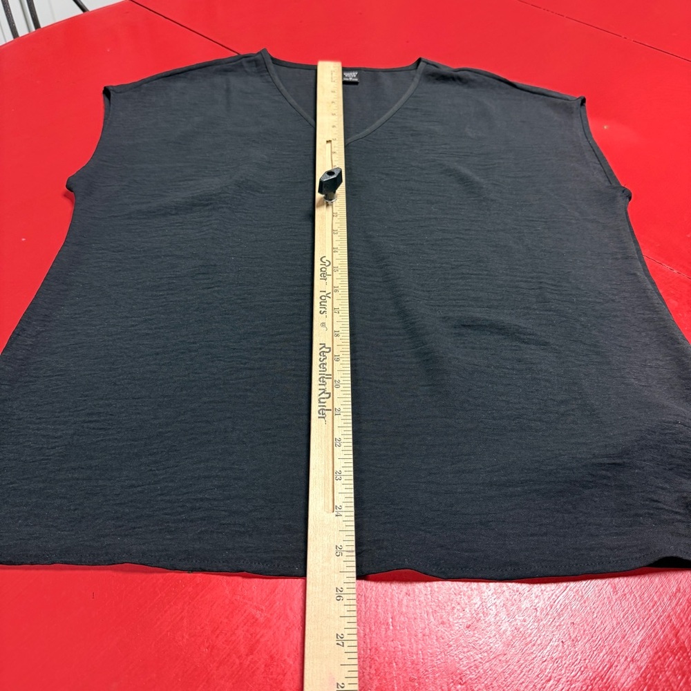 EMERY ROSE BLACK SLEEVELESS TOP - Picture 5 of 5